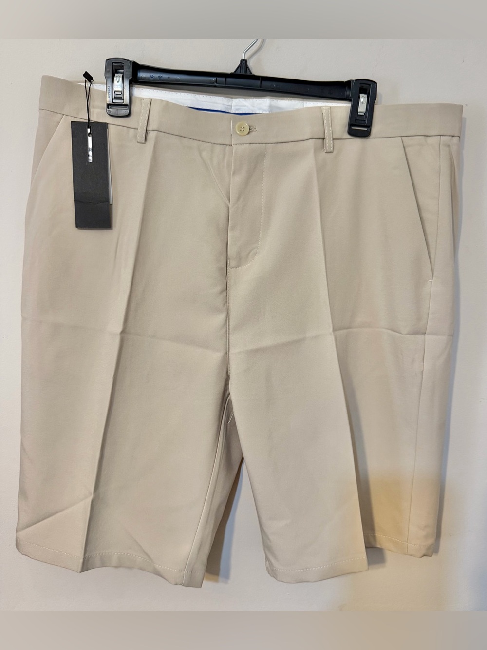 NWT Men's Khaki Pleated Dress Shorts | Size 38